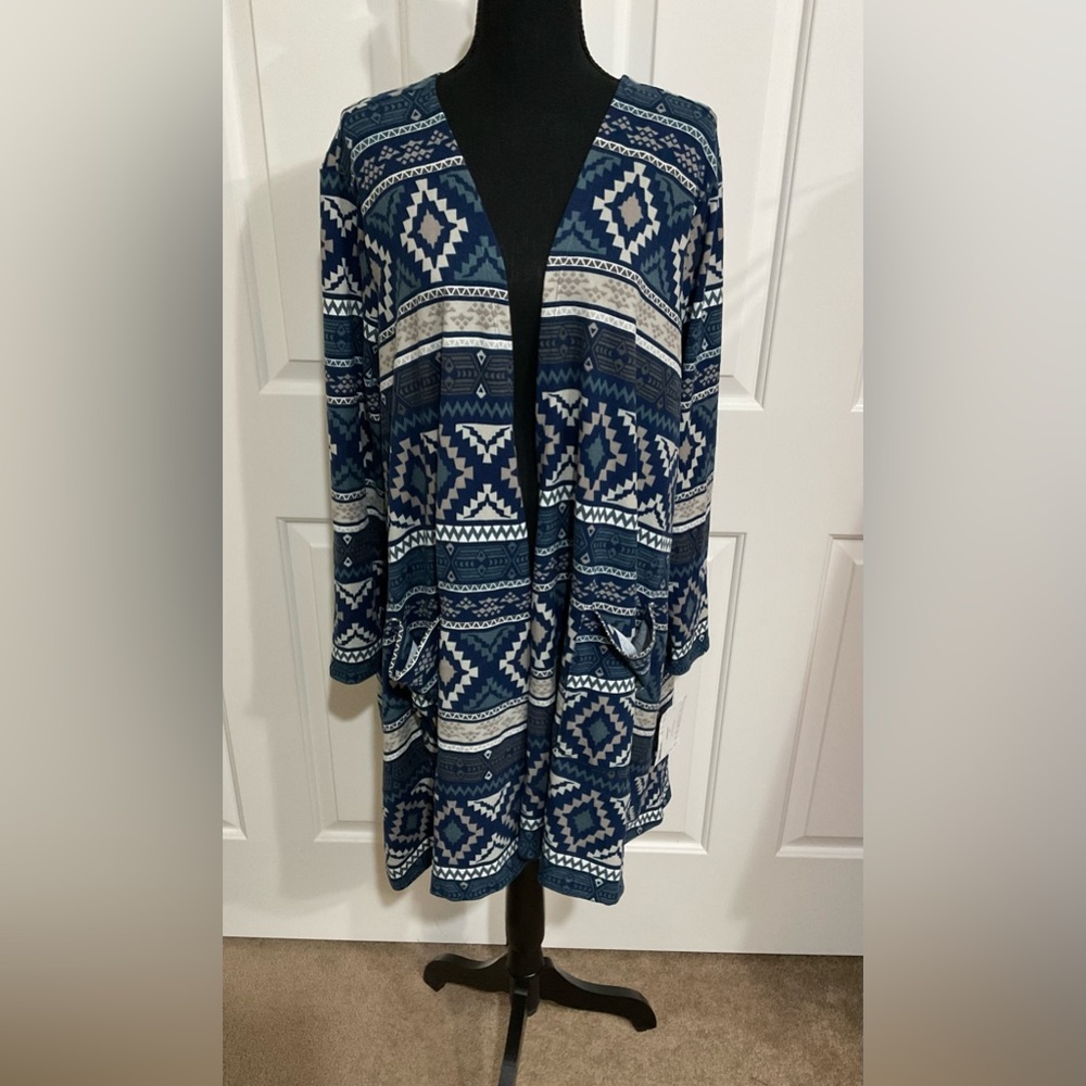 LuLaRoe XL- Blue and White Geometric Caroline Cardigan
